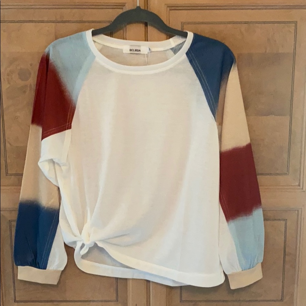Size M NWT TOP